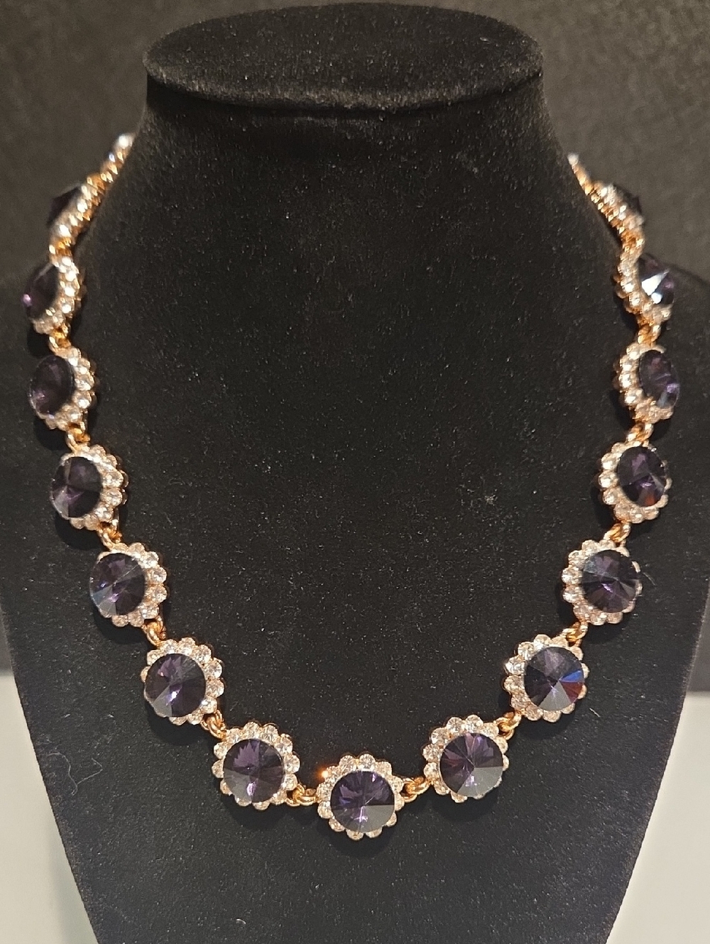 Elegant Purple Crystal Halo Necklace - Women's Jewelry